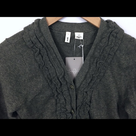 Anthropologie MOTH Short Sleeve Top With Ruffles - Picture 2 of 8